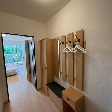 Stadtnahe Wohnung Mit Terrasse Hoechberg Exterior photo